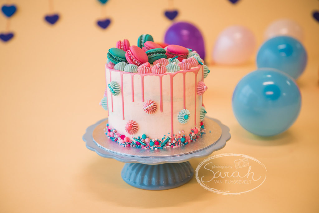 cake smash taart voor de eerste verjaardag baby