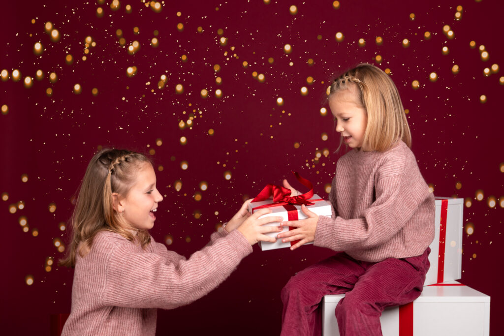kerstfotoshoot voor kinderen bij babyfotograaf Sarah VR Photography